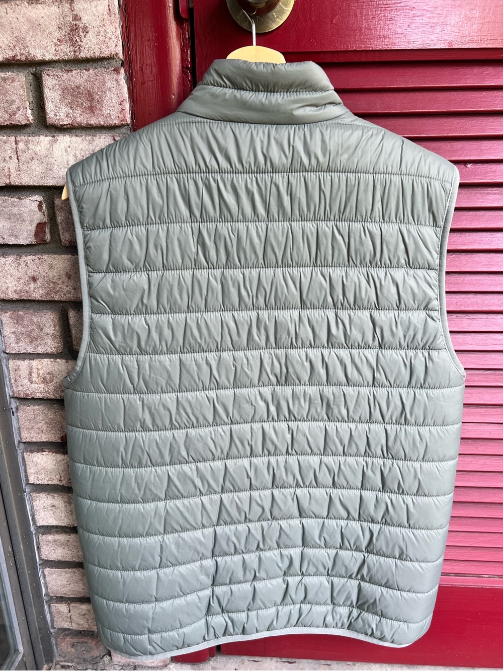 Eddie Bauer Quilted Puffer Vest Men’s Medium - Picture 7 of 8